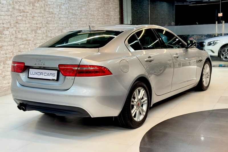 Jaguar XE 20D