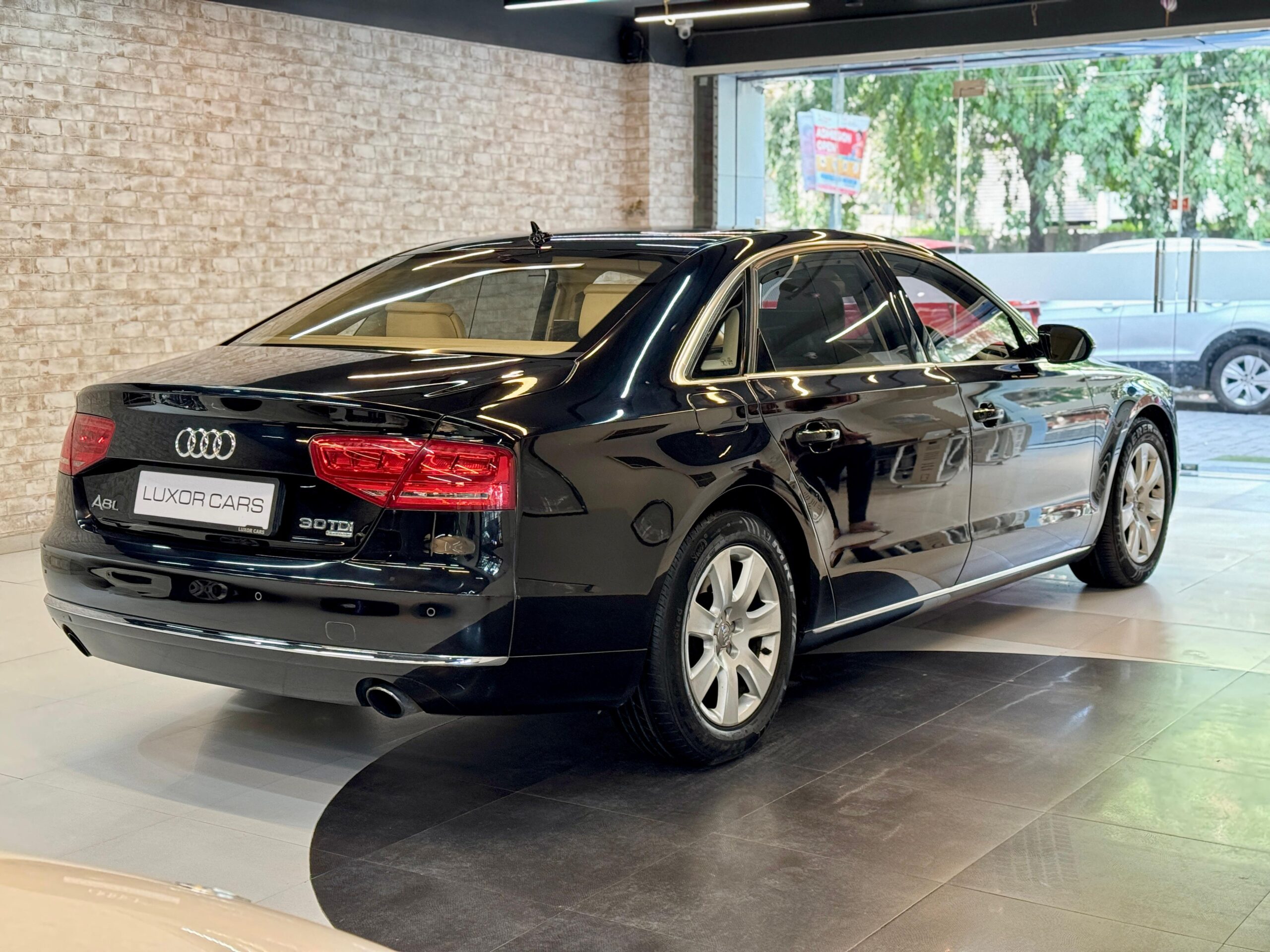 2013 AUDI A8 L