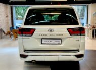 2012 Land Cruiser V8
