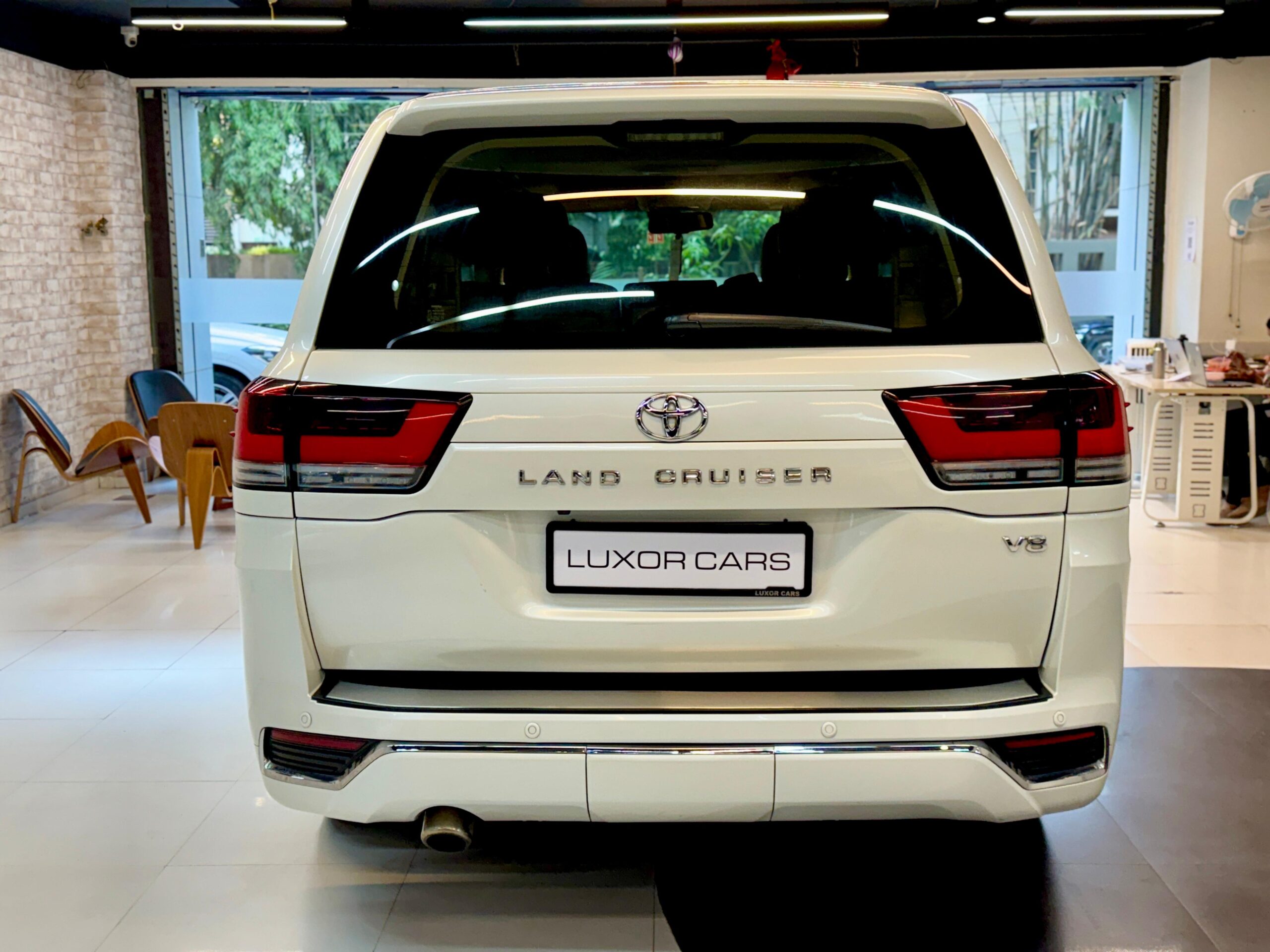 2012 Land Cruiser V8