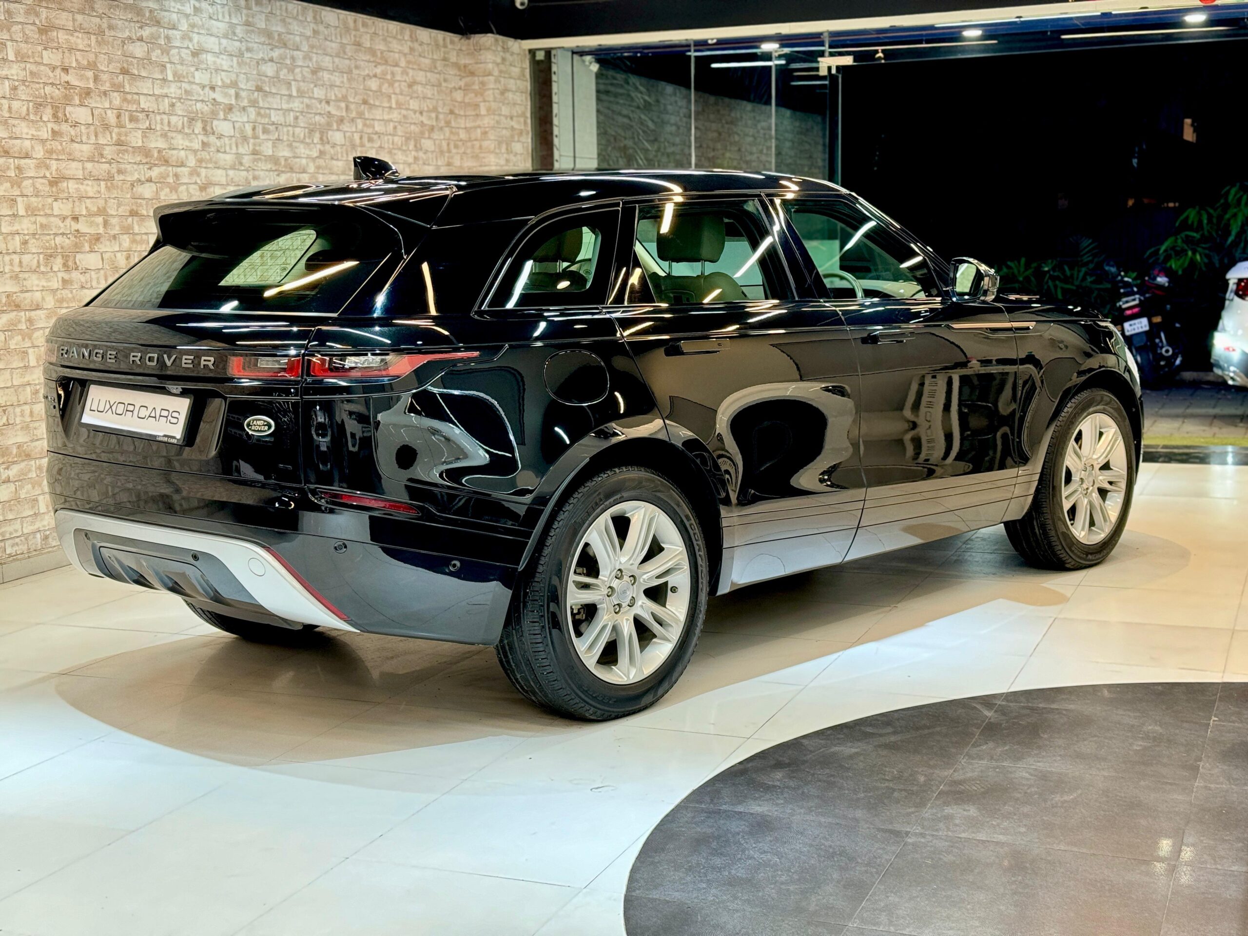 2023 Range Rover Velar