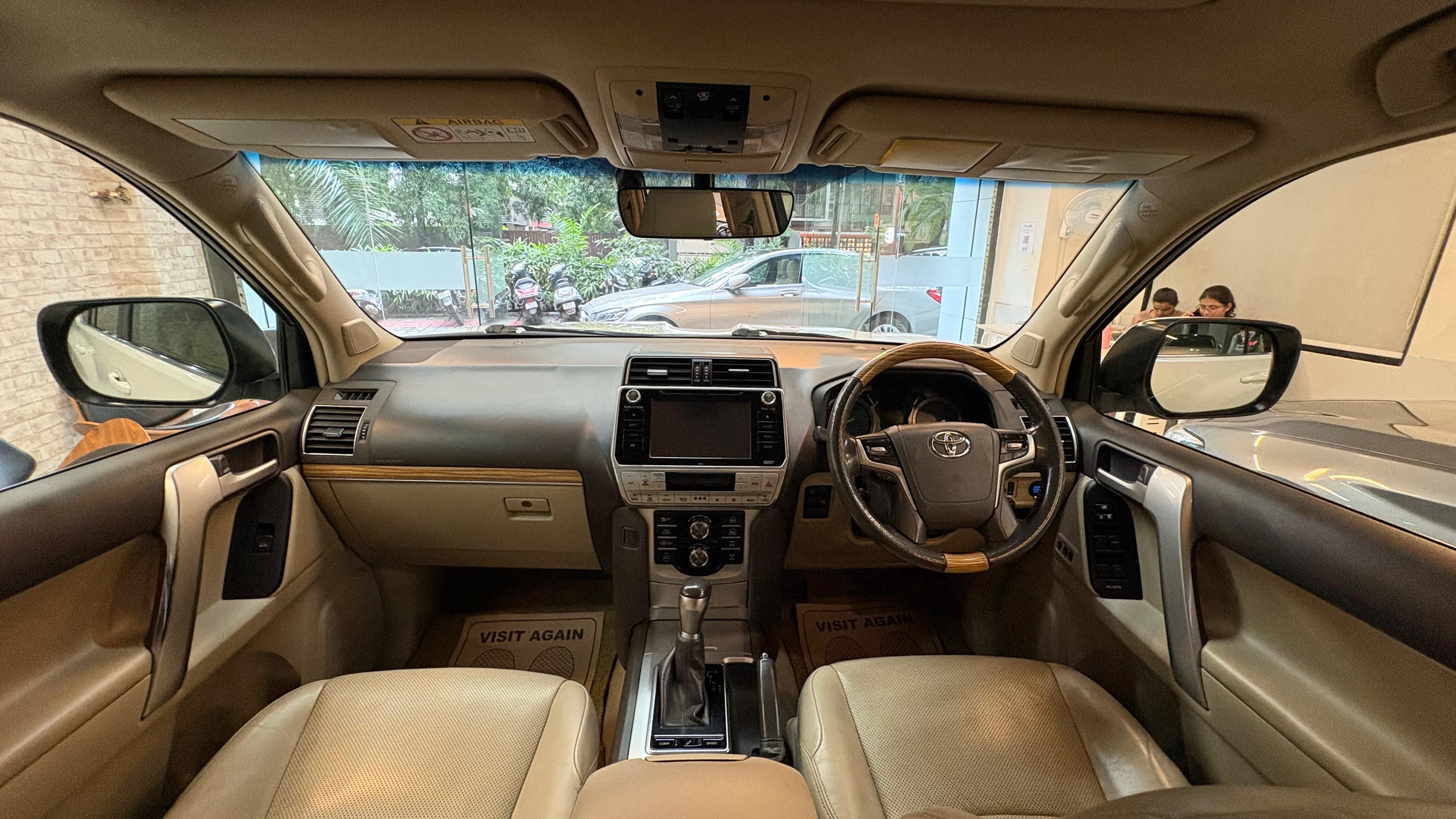2018 Toyota Land Cruiser Prado