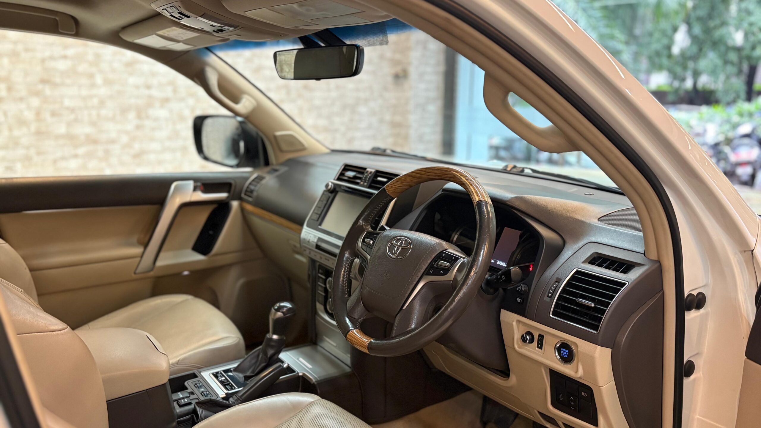 2018 Toyota Land Cruiser Prado