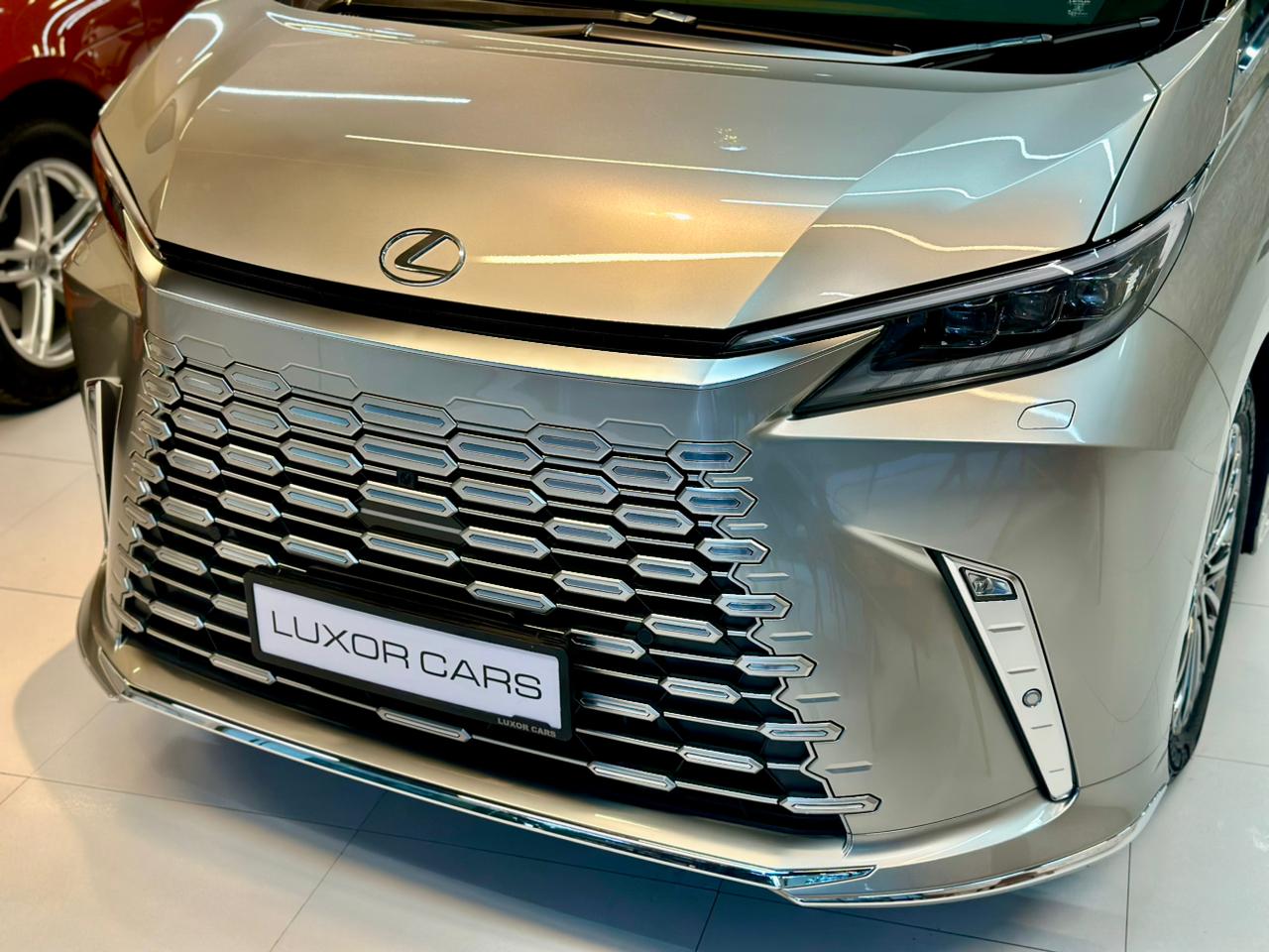 2025 Lexus LM350h Ultra Luxury 4S