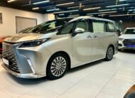 2025 Lexus LM350h Ultra Luxury 4S
