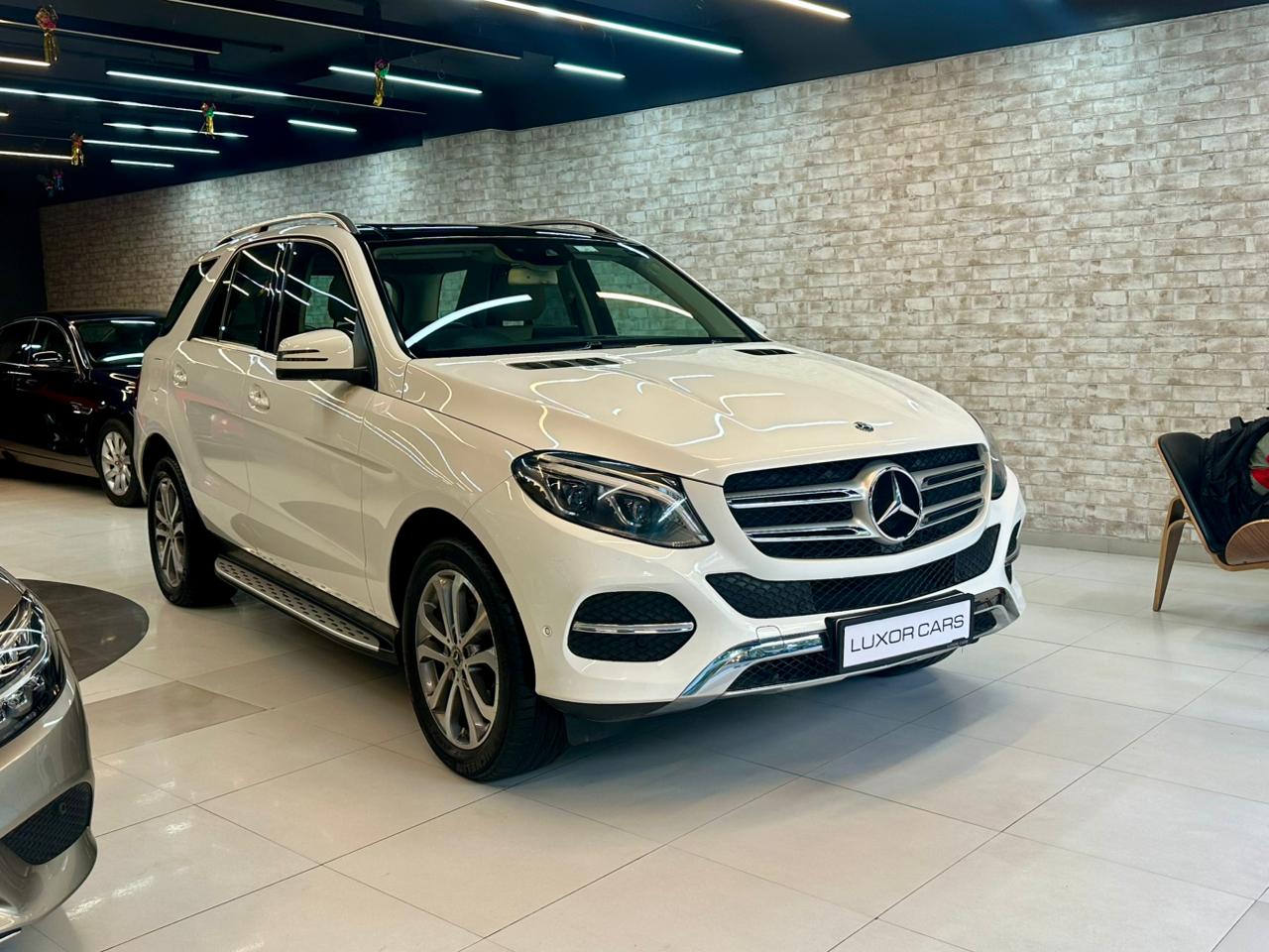 2019 Mercedes Benz GLE 250d 4 Matic
