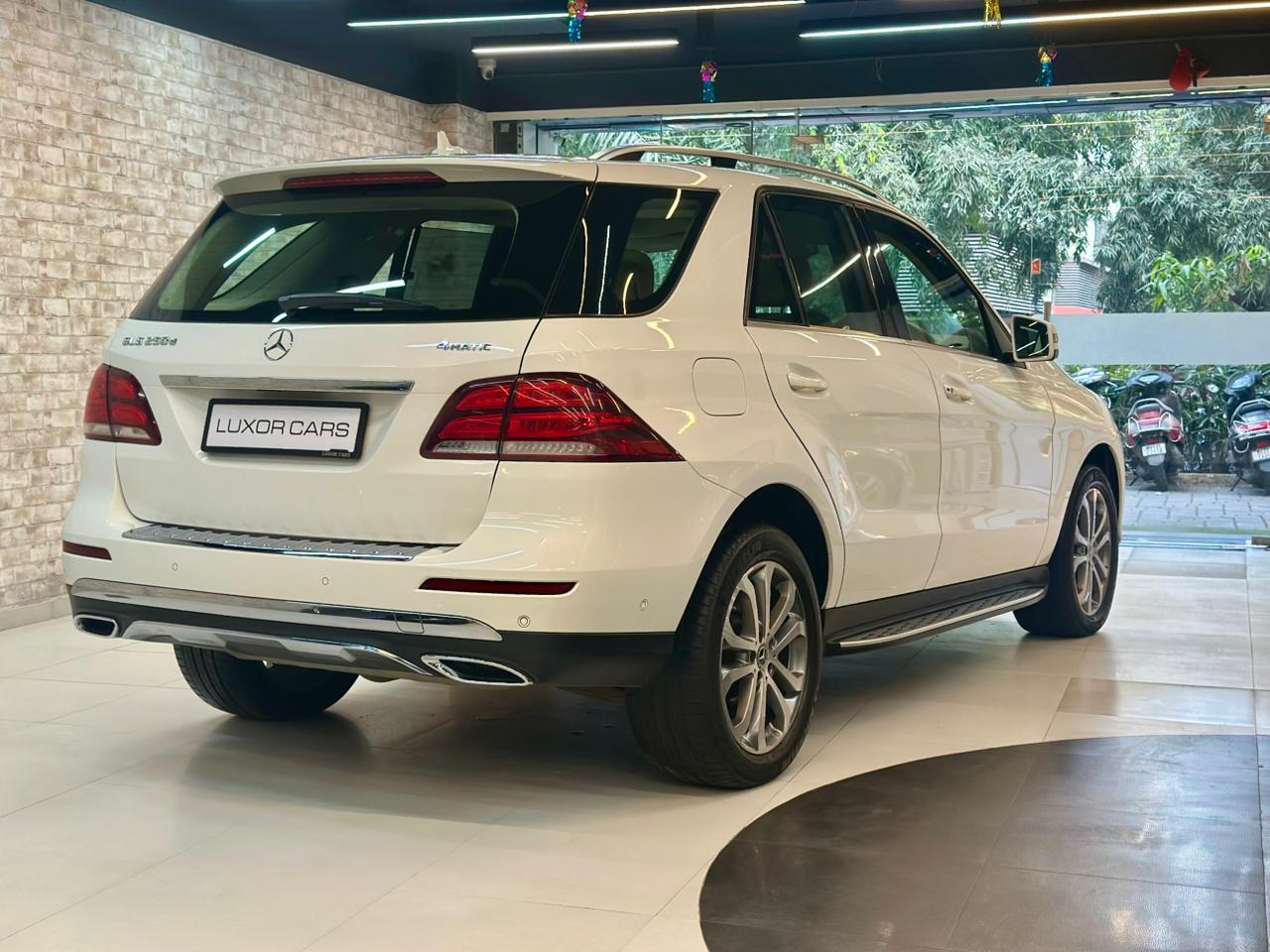 2019 Mercedes Benz GLE 250d 4 Matic