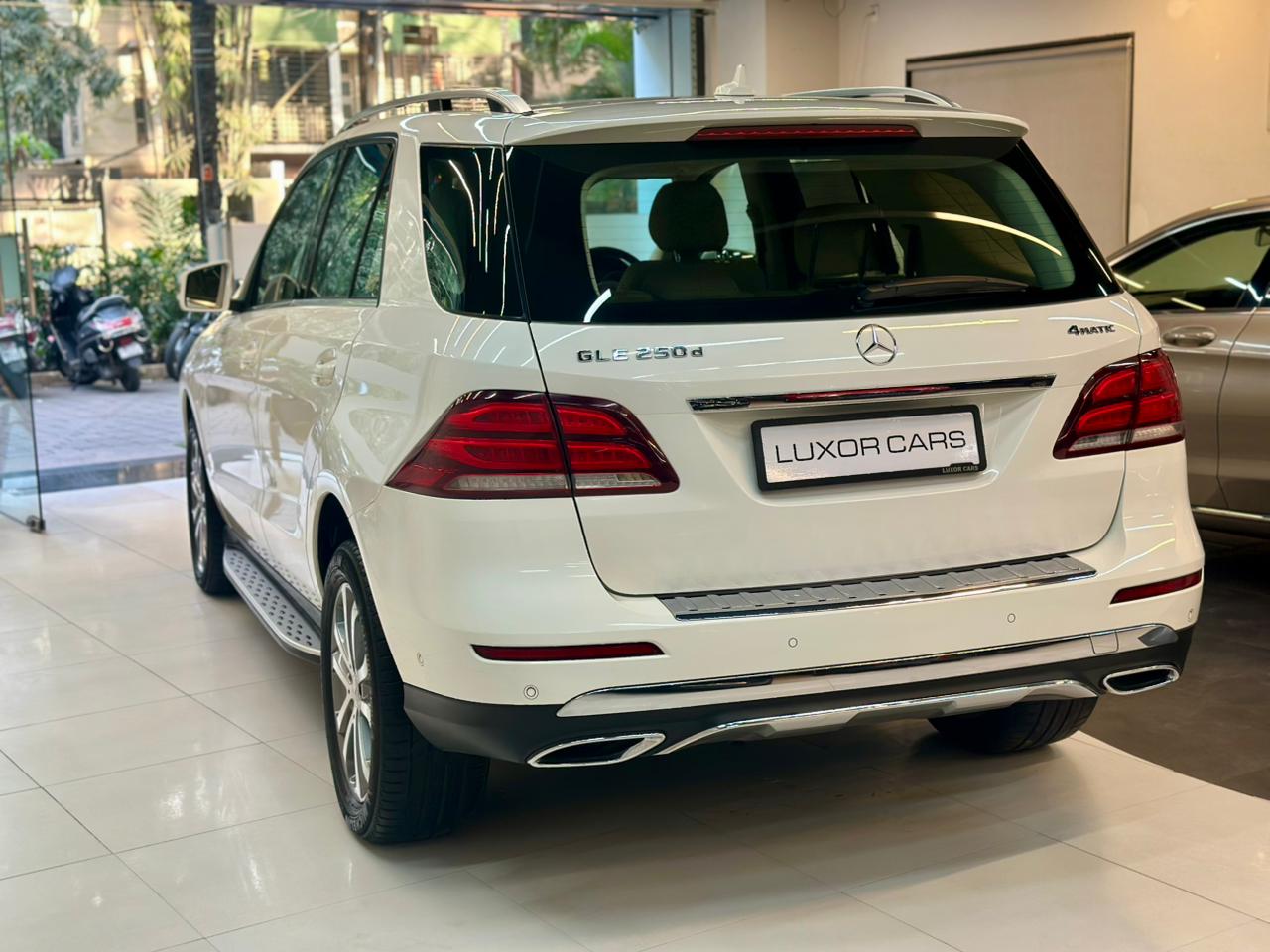 2019 Mercedes Benz GLE 250d 4 Matic