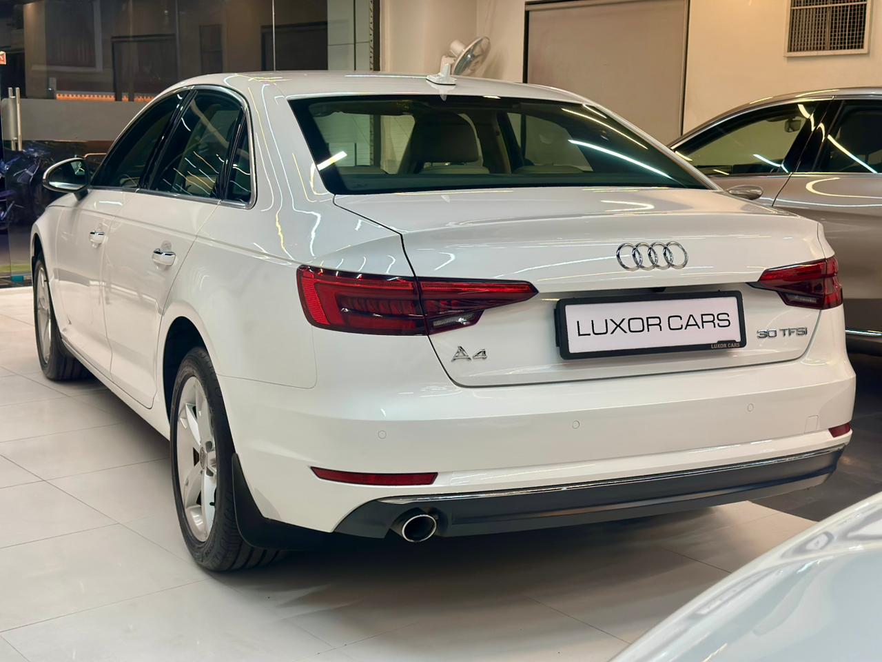 2017 Audi A4 30 TFSI