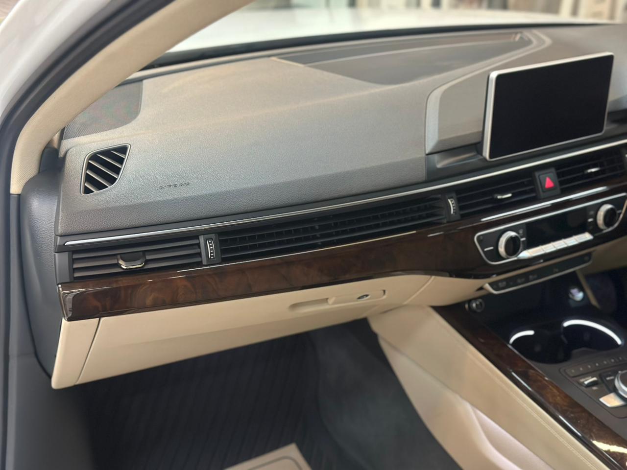 2017 Audi A4 30 TFSI