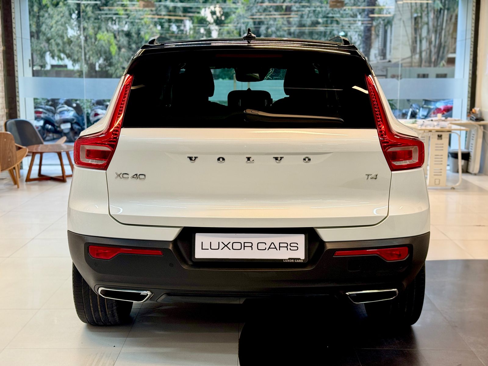 2021 Volvo XC40
