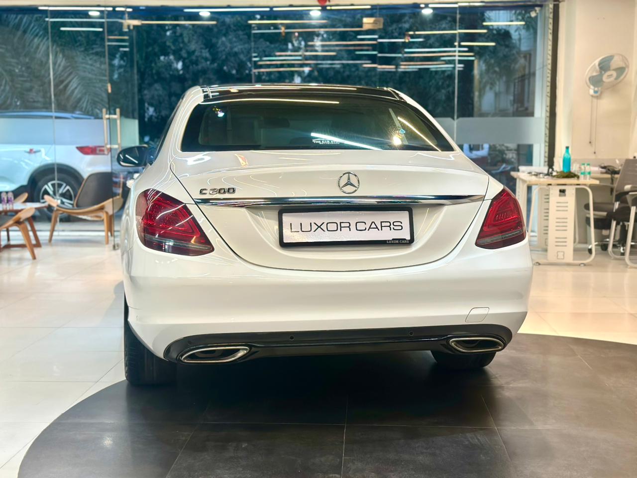 2021 Mercedes-Benz C200