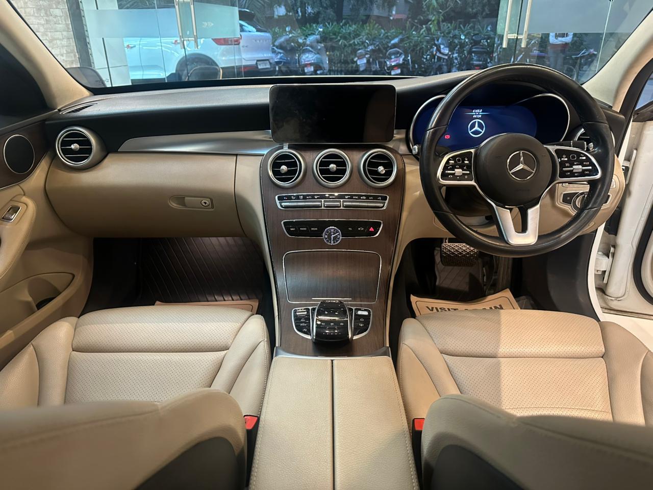 2021 Mercedes-Benz C200