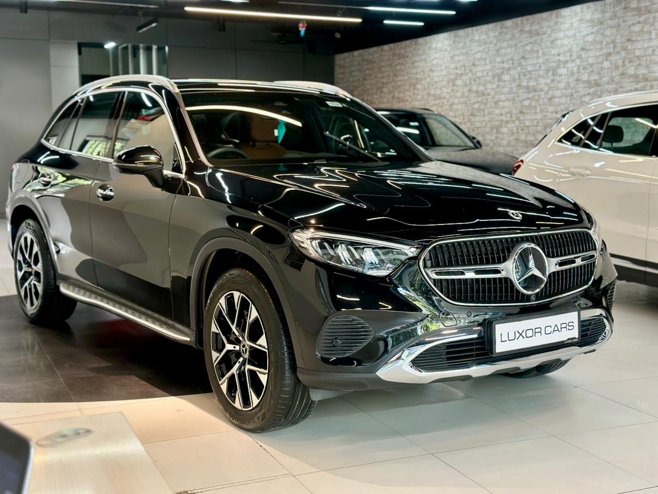 2025 Mercedes Benz GLC 300