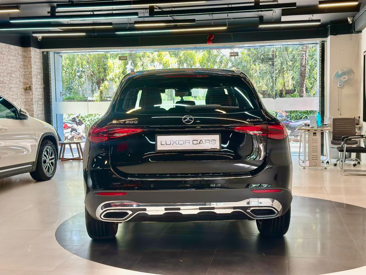 2025 Mercedes Benz GLC 300