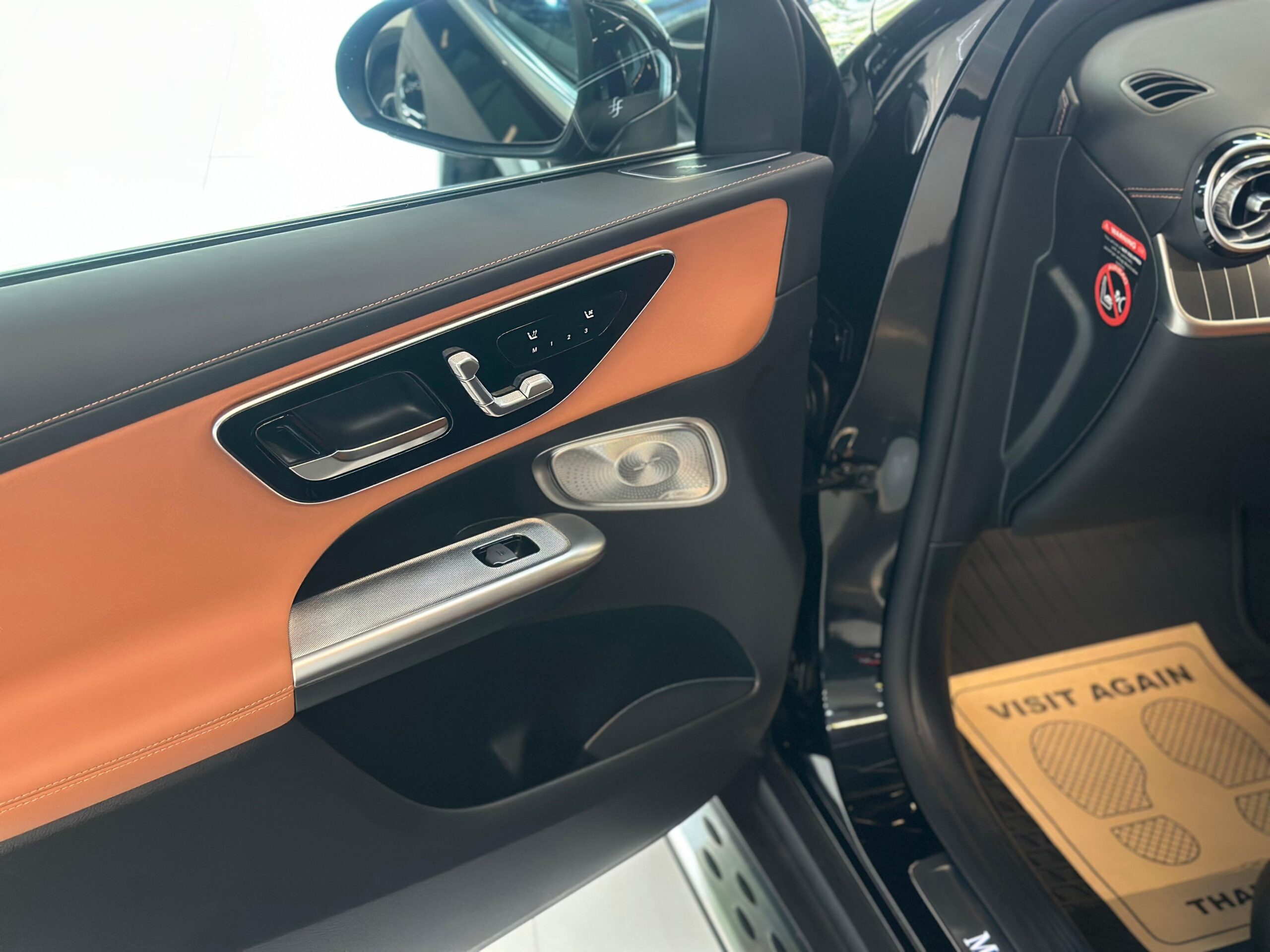 2025 Mercedes Benz GLC 300