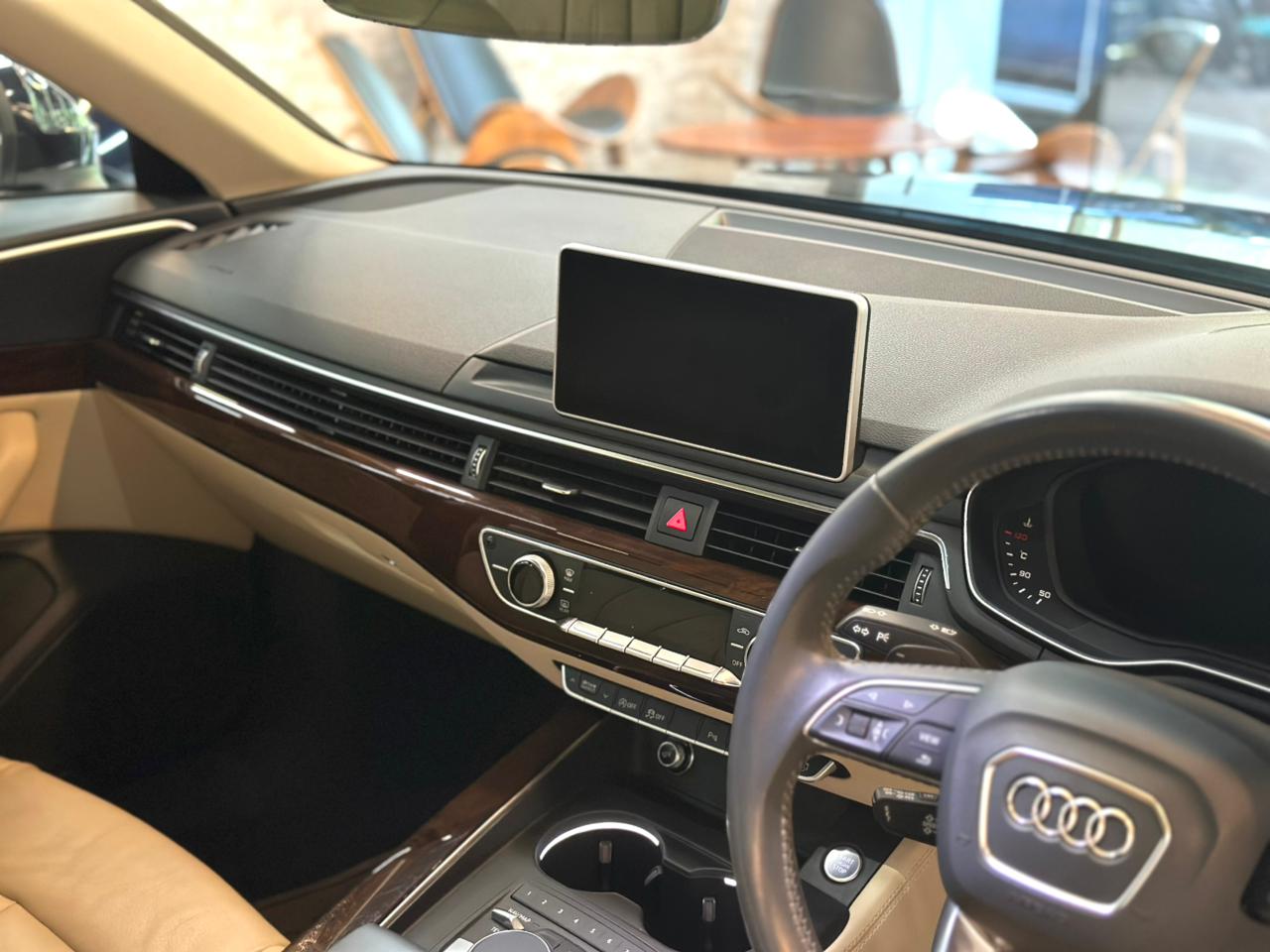 2016 Audi A4 30 TFSI