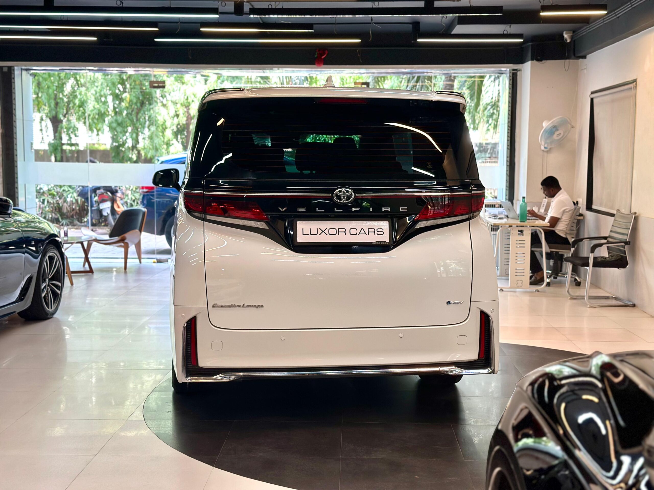 2024 Toyota Vellfire