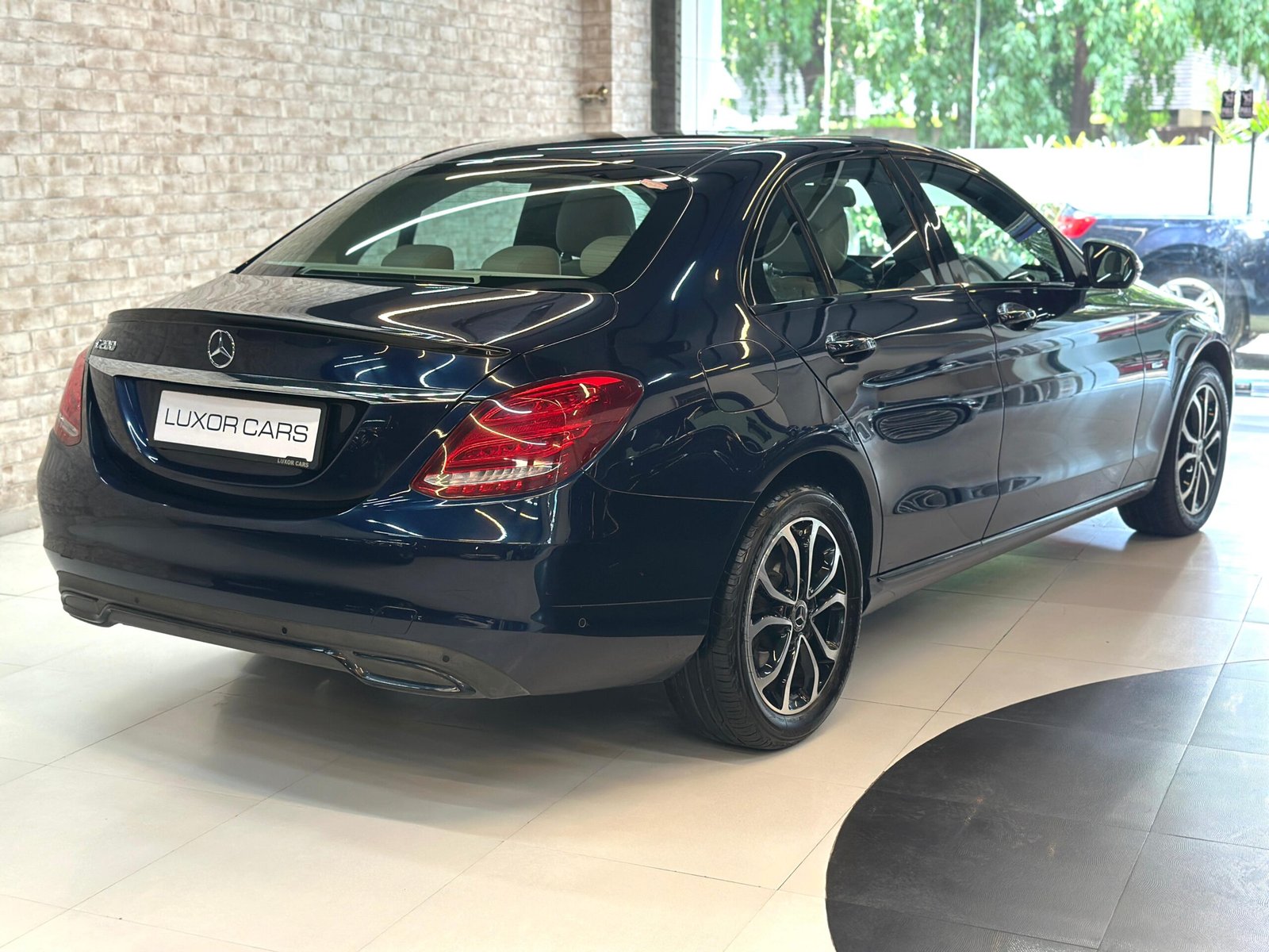 2017 Mercedes Benz C200