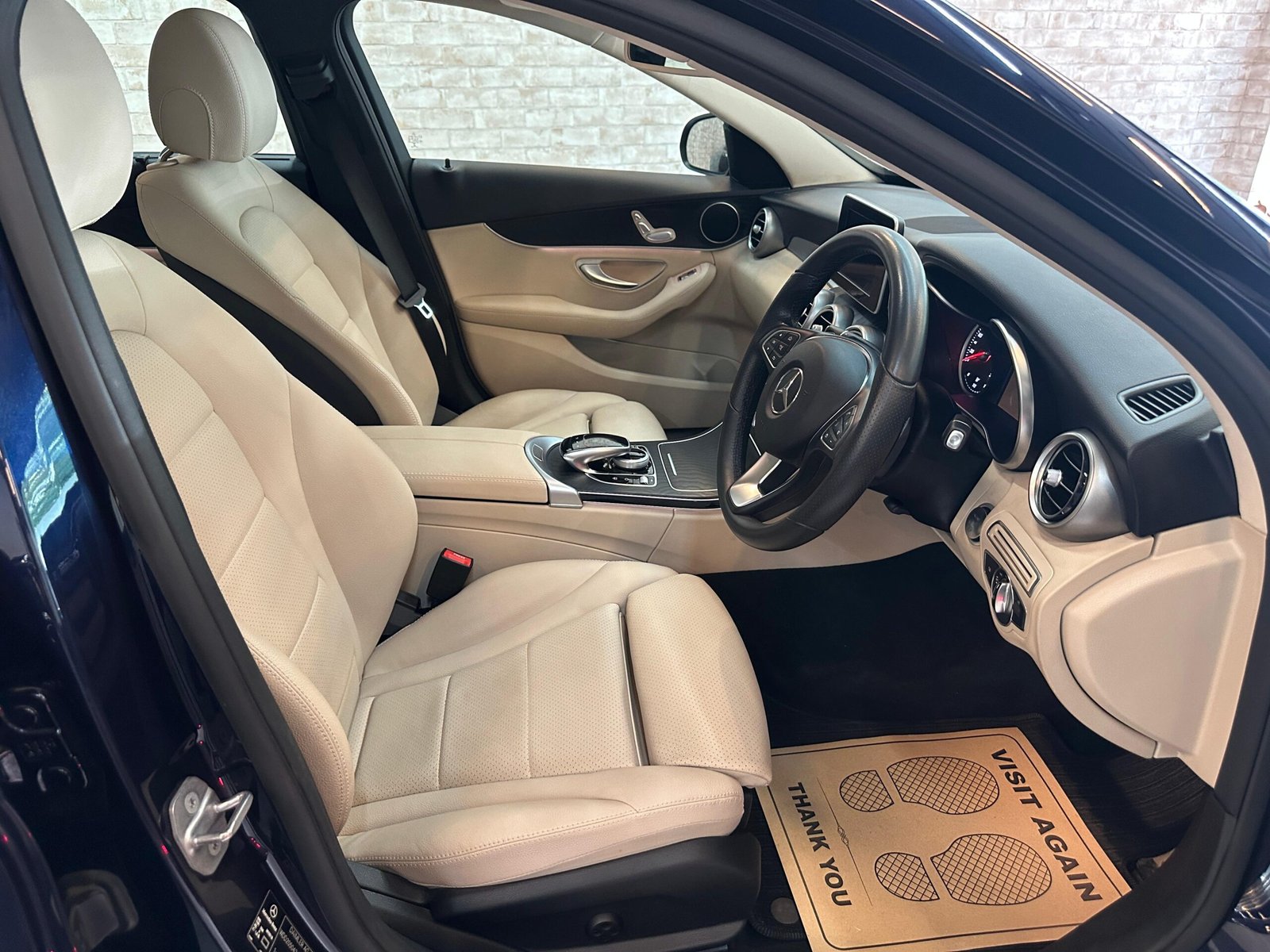 2017 Mercedes Benz C200