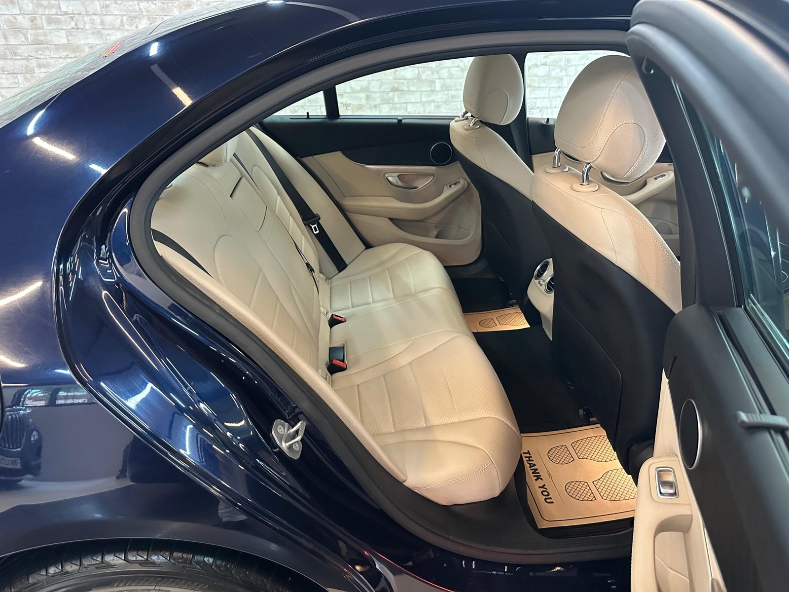2017 Mercedes Benz C200