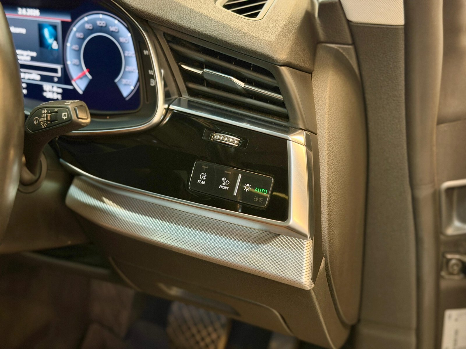 2021 Audi Q8 55 TFSi