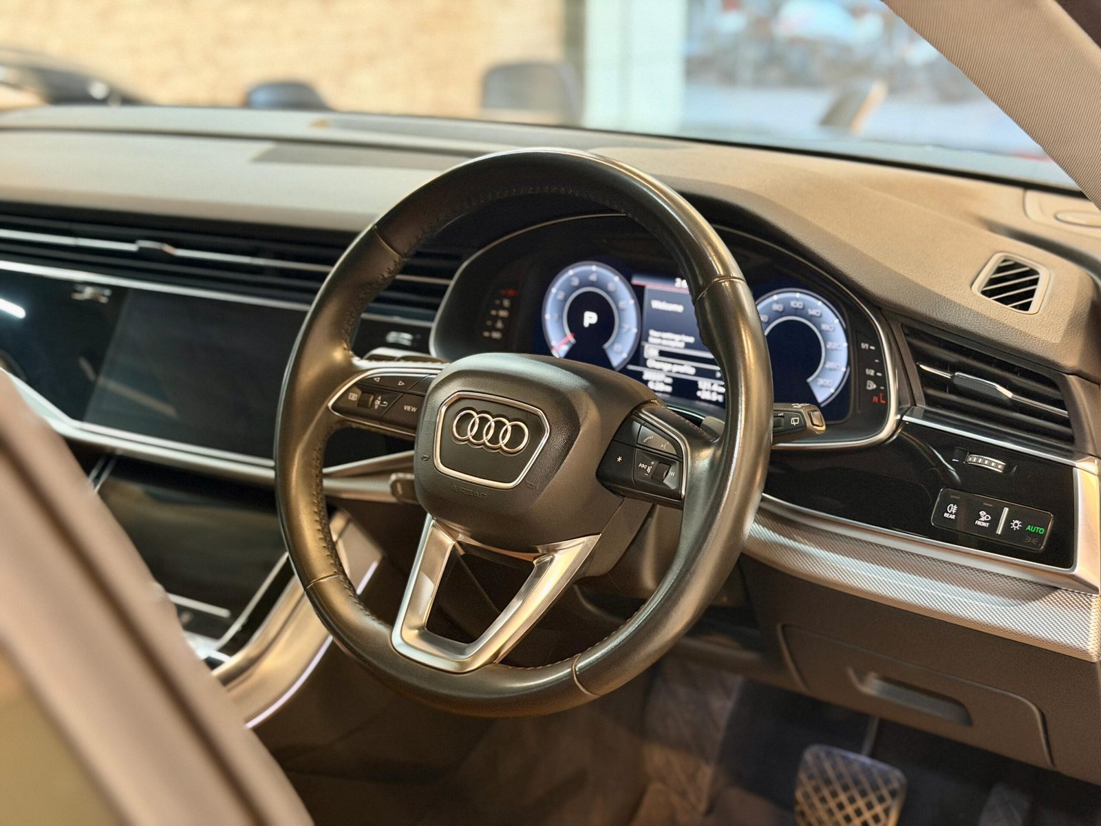 2021 Audi Q8 55 TFSi