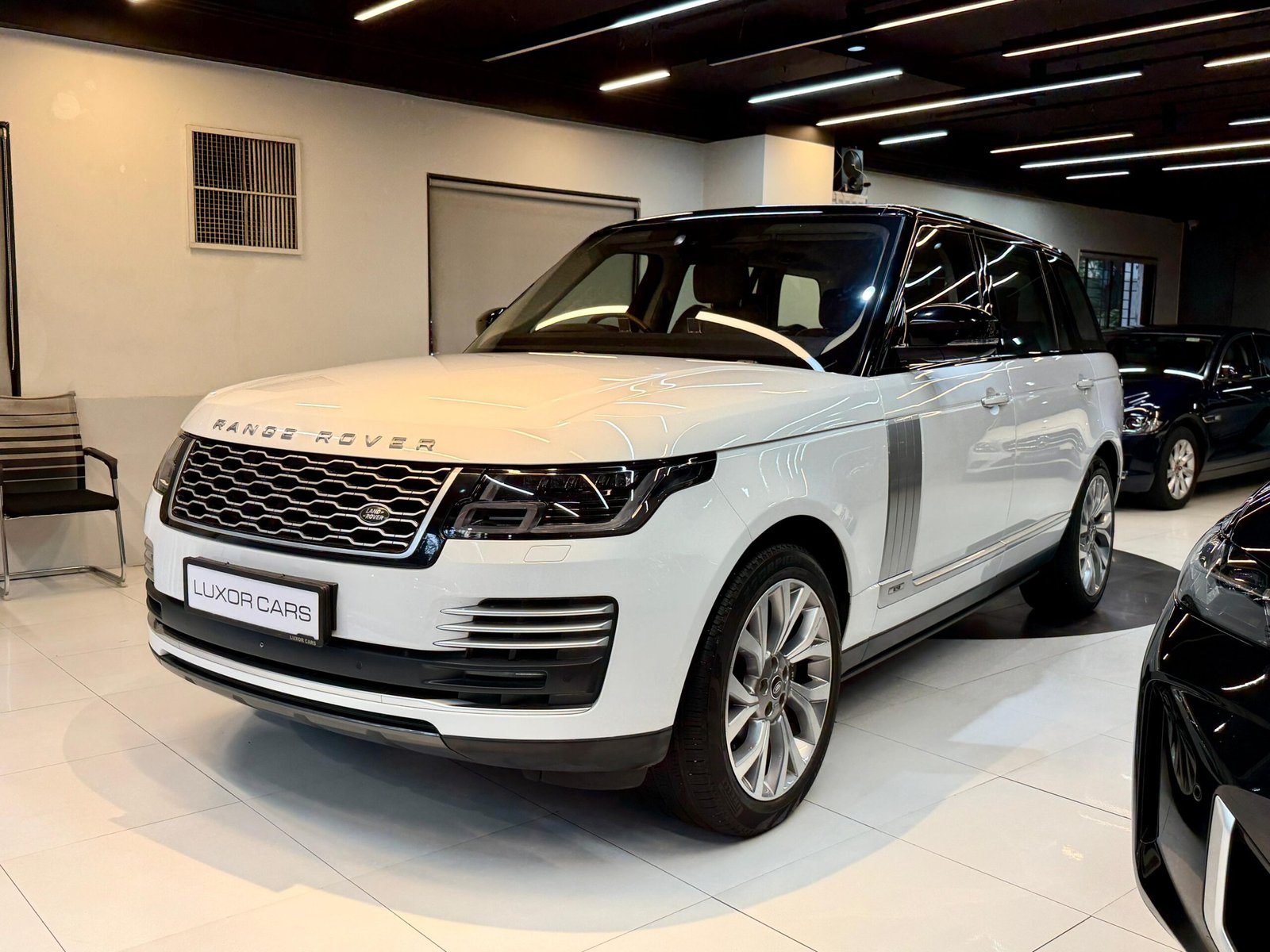 2019 Range Rover Vogue 4.4 LBW Autobiography
