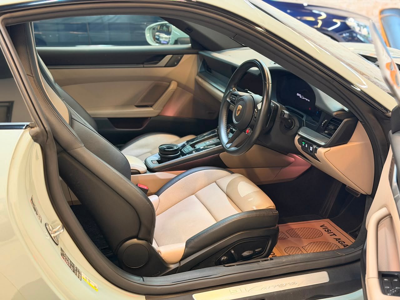 2024 Porsche 911 Carrera