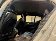 2022 Volvo XC 40 T4 R Design