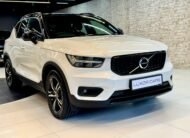 2022 Volvo XC 40 T4 R Design