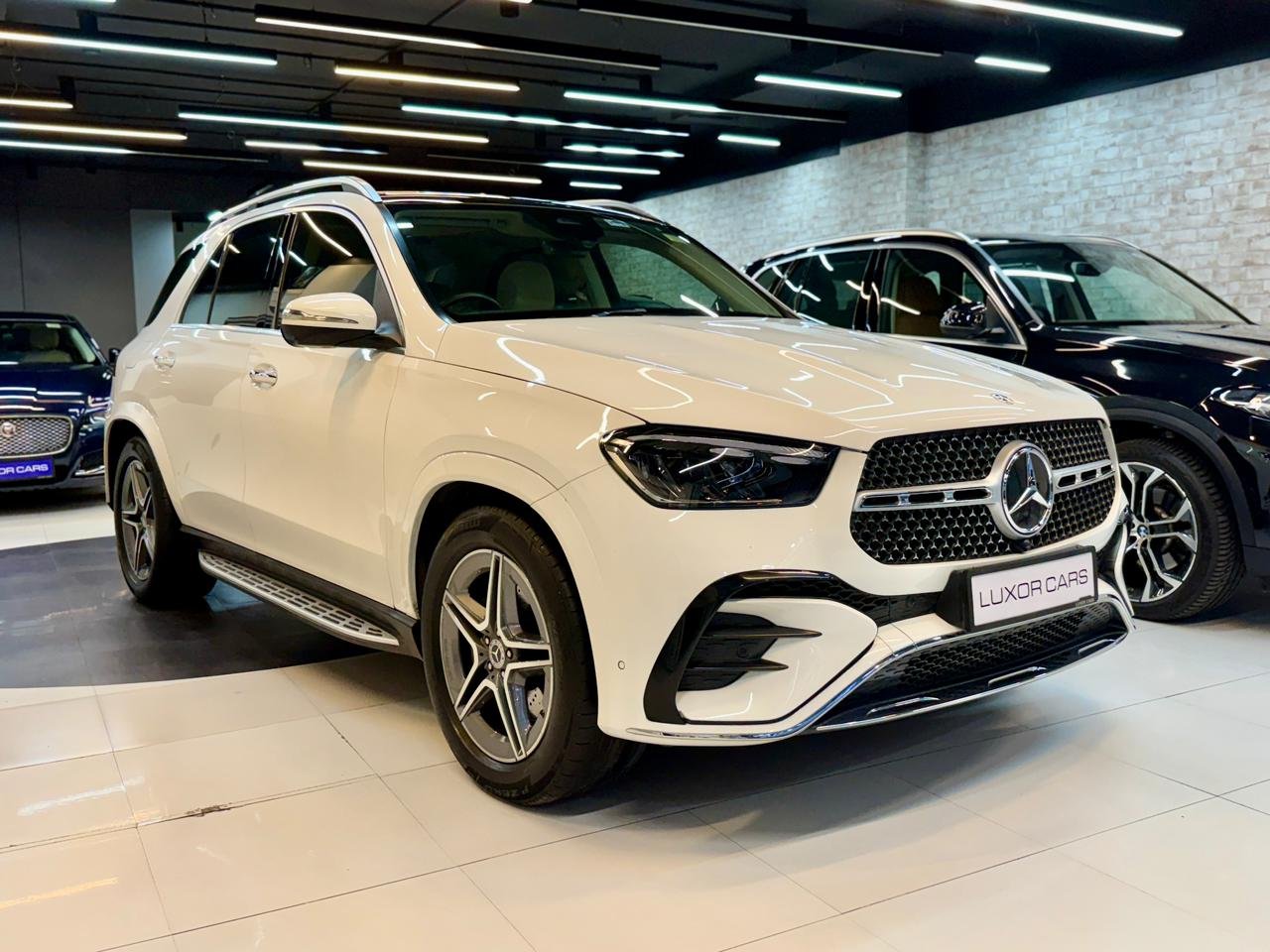 2025 Mercedes Benz GLE 300d AMG Line